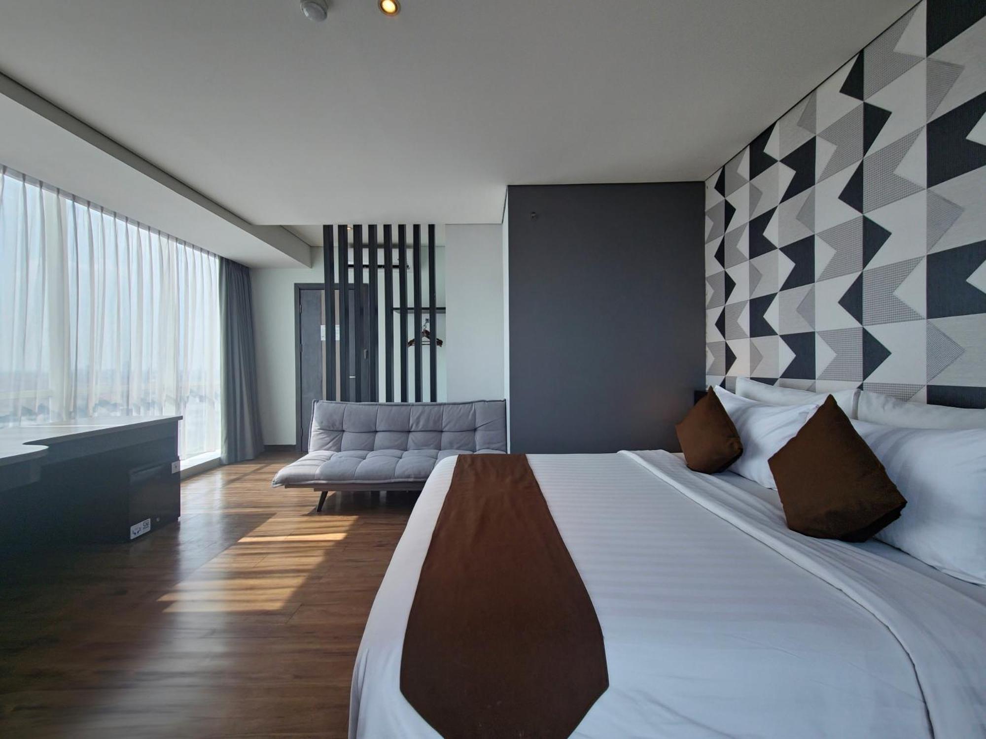 Luminor Hotel Jemursari By Wh With The Best Breakfast In Town And Located Near Surabaya Industrial Estate Rungkut Sier Eksteriør billede