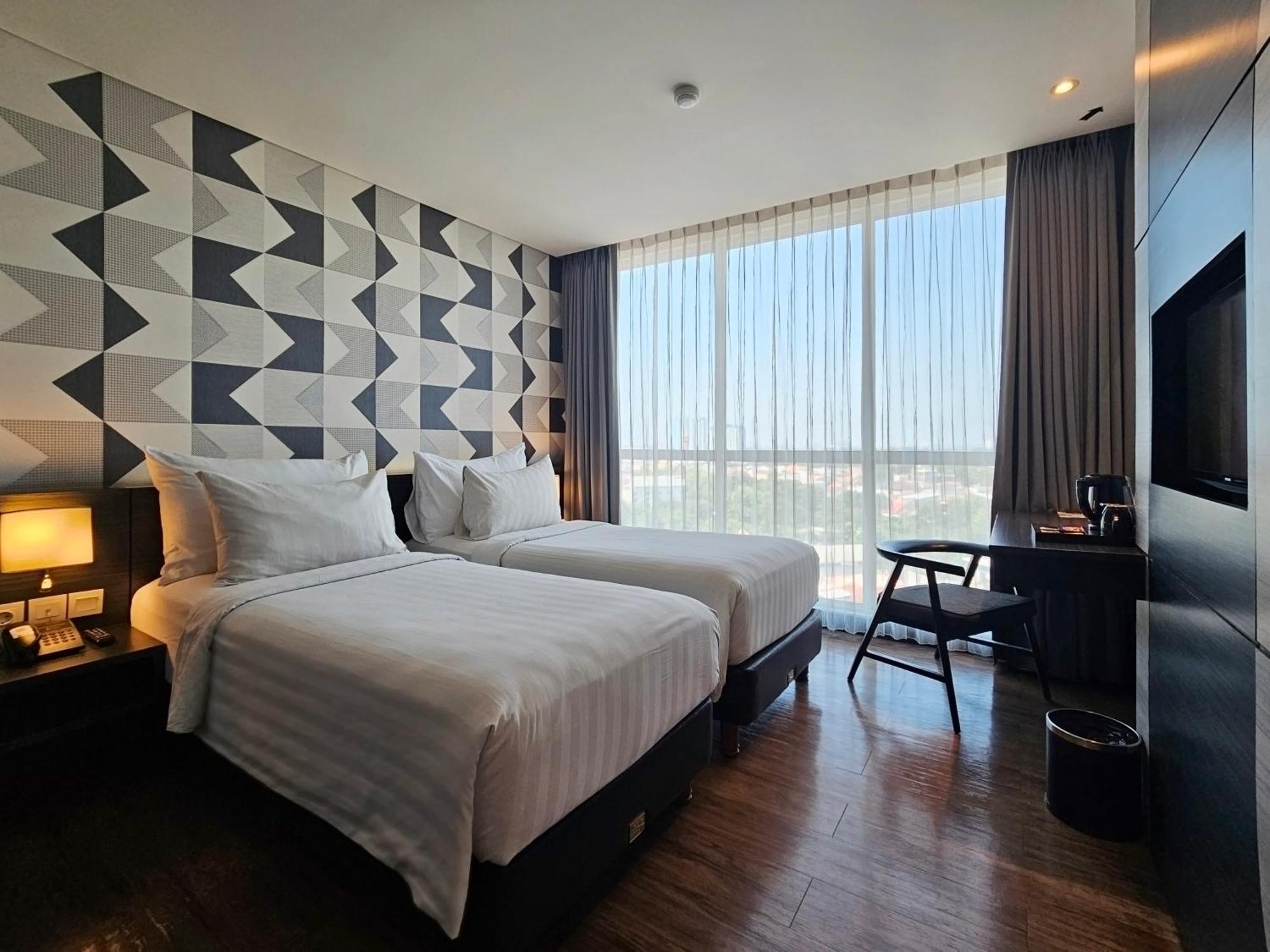 Luminor Hotel Jemursari By Wh With The Best Breakfast In Town And Located Near Surabaya Industrial Estate Rungkut Sier Eksteriør billede