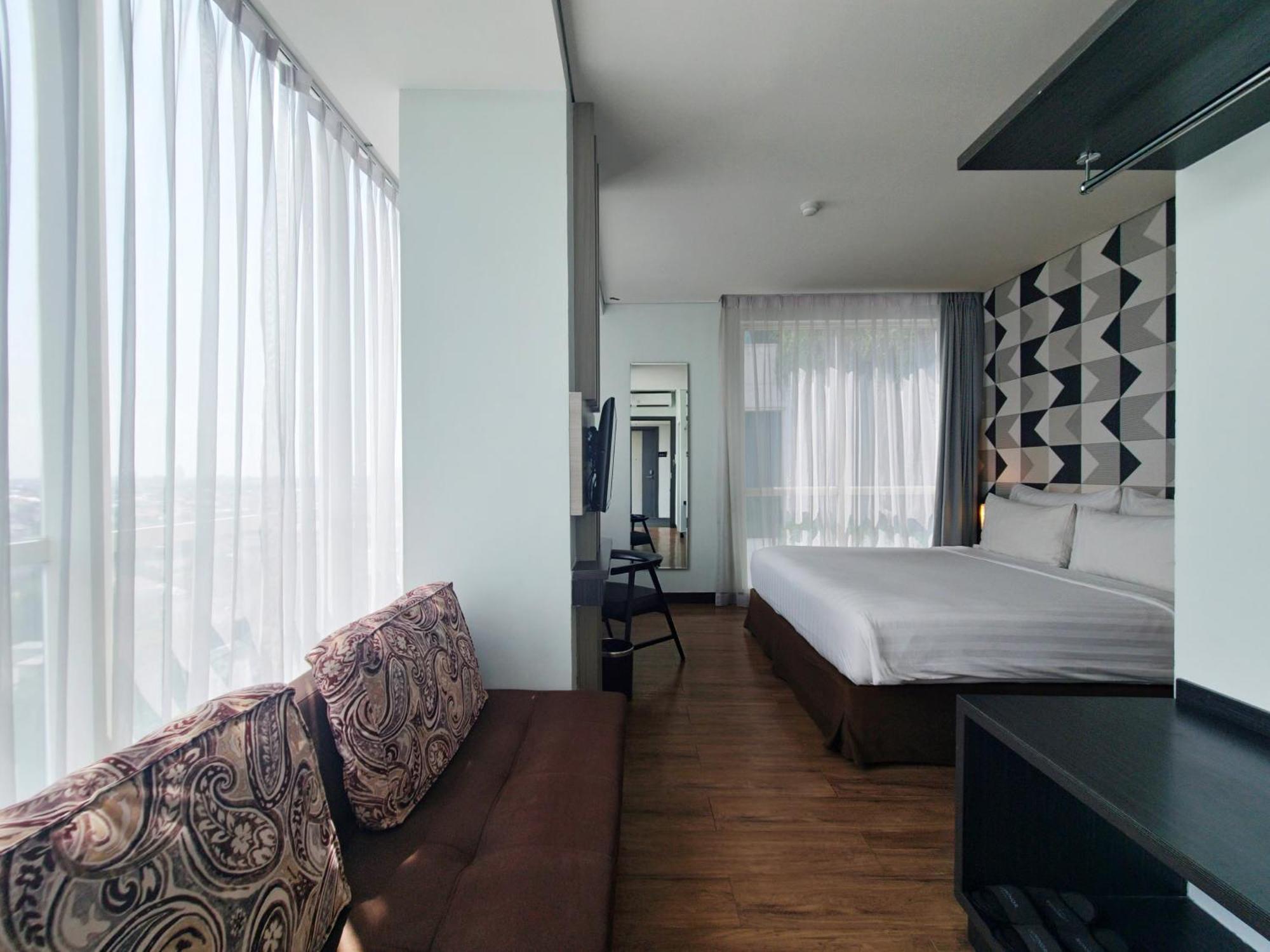 Luminor Hotel Jemursari By Wh With The Best Breakfast In Town And Located Near Surabaya Industrial Estate Rungkut Sier Eksteriør billede