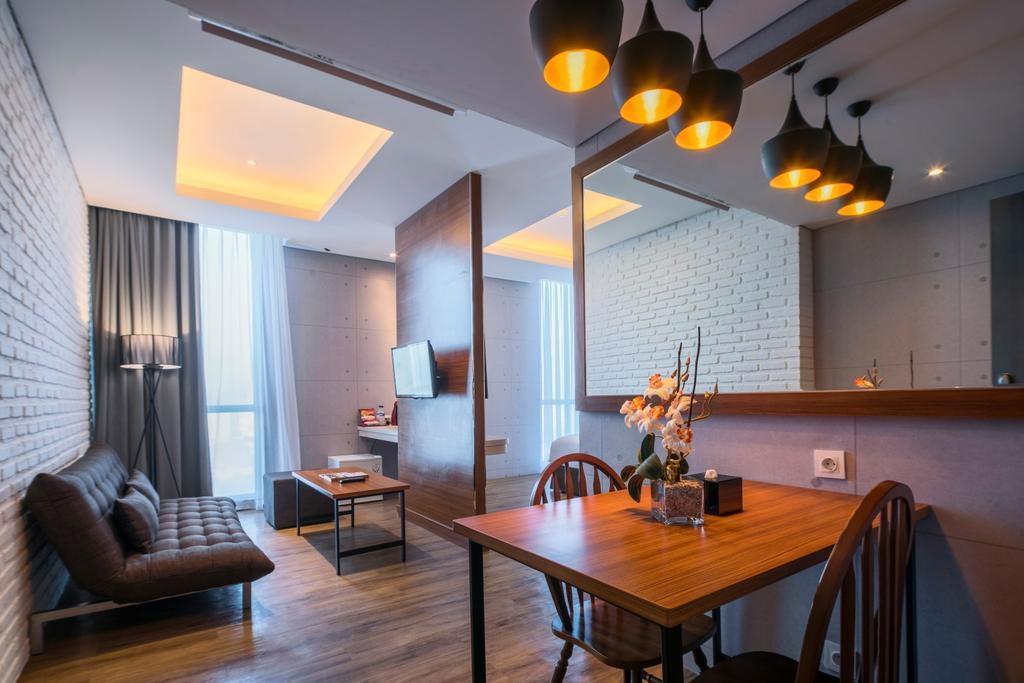 Luminor Hotel Jemursari By Wh With The Best Breakfast In Town And Located Near Surabaya Industrial Estate Rungkut Sier Eksteriør billede