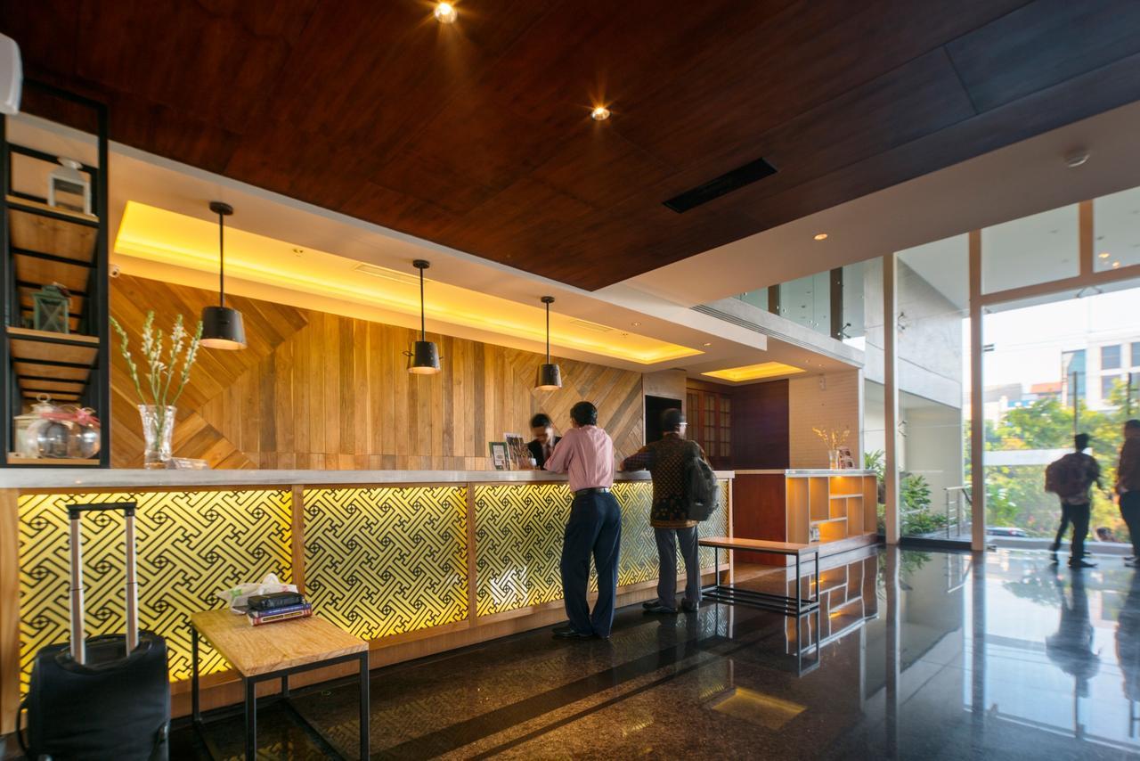 Luminor Hotel Jemursari By Wh With The Best Breakfast In Town And Located Near Surabaya Industrial Estate Rungkut Sier Eksteriør billede